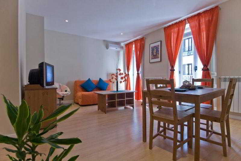 Bedroom 3, Fuencarral Apartments, Madrid