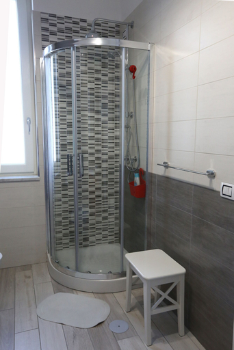 Bathroom 3, B&B Dolcevita, Napoli