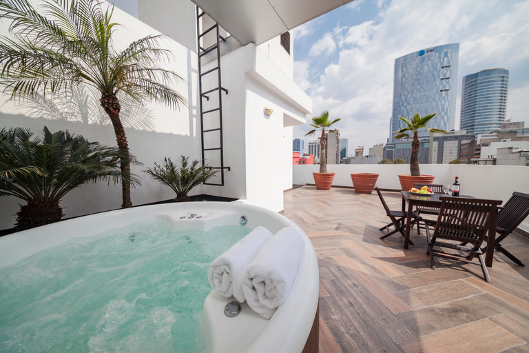 Sport & Beauty, Suites Ganges, Mexico City
