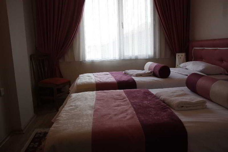 Bedroom 2, Hanedan Hotel, Foça