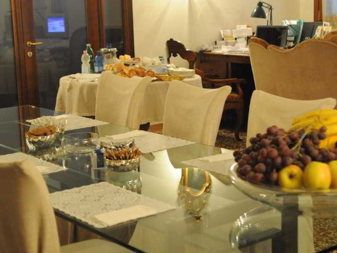Food & Drinks, Al Melograno - Room & Breakfast, Bologna