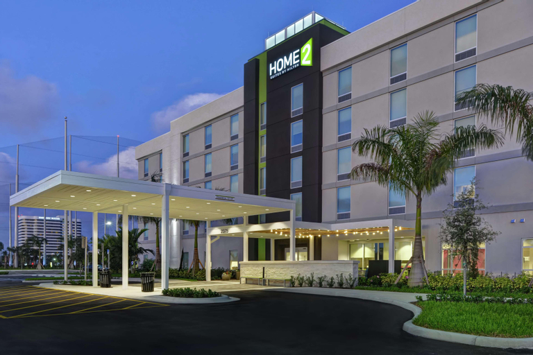 Home2 Suites by Hilton West Palm Beach Airport, FL, Palm Beach