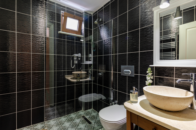 Bathroom 4, Agora Guesthouse, Fatih