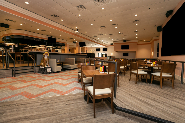 Food & Drinks 5, Wyndham Executive Center Columbia, Boone