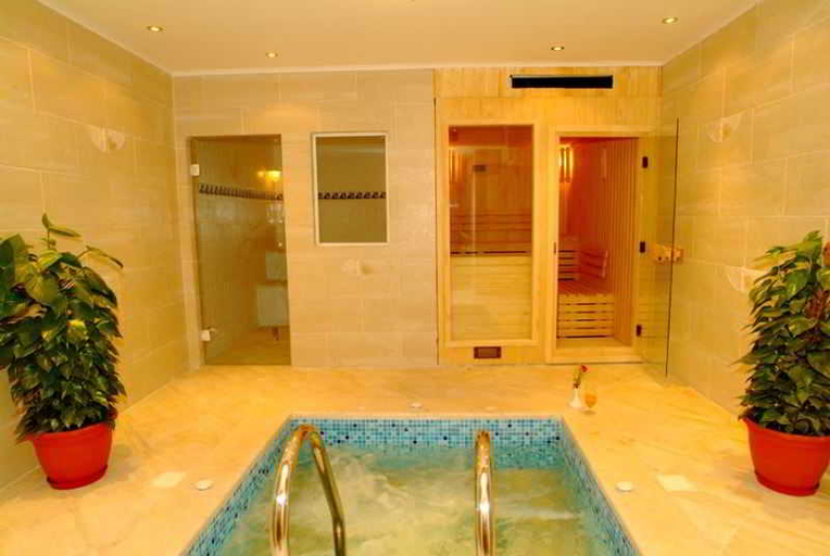 Public Area 4, Swiss Wellness Dive & Spa Hotel, Al-Ghurdaqah