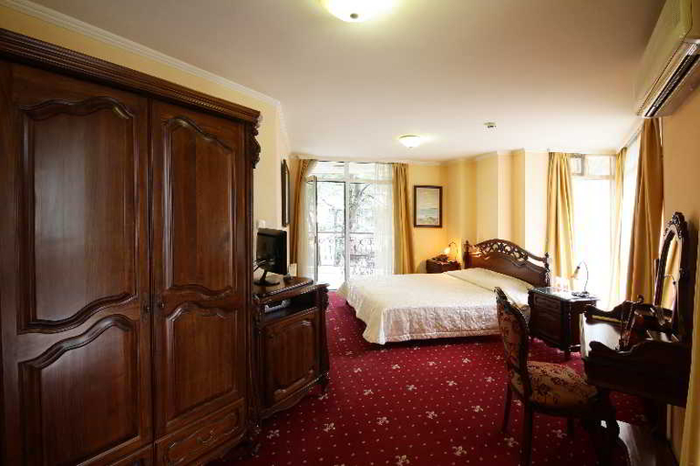 Bedroom 2, Hotel Perfect, Varna
