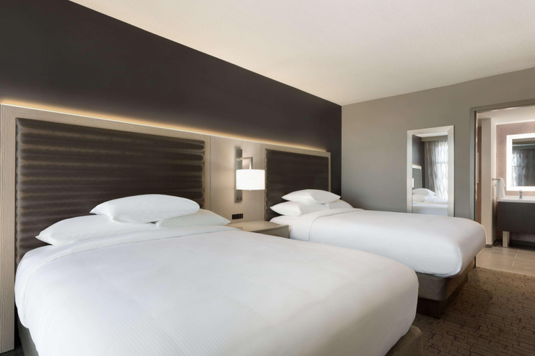 Bedroom 4, Embassy Suites by Hilton Charlotte Uptown, NC, Mecklenburg