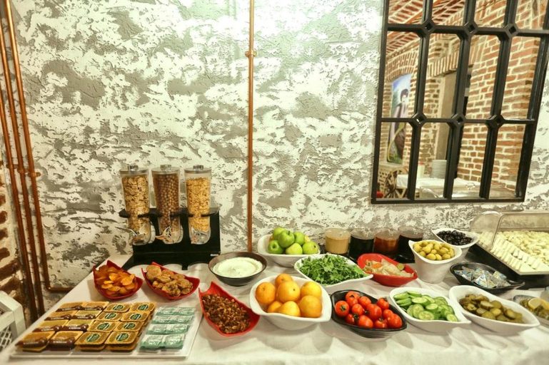 Food & Drinks 4, Royal Tophane Hotel, Beyoğlu