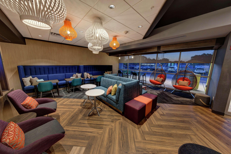 Public Area 2, Tru by Hilton Georgetown, Sussex