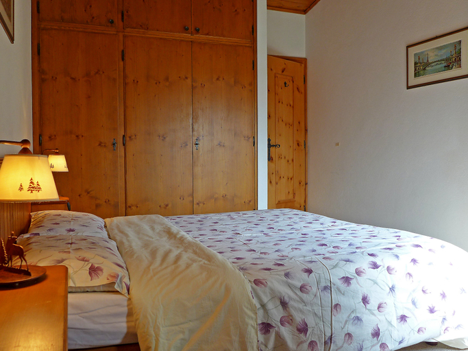 Bedroom 5, Chesa Surlej Hotel, Maloja