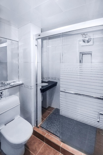 Bathroom, Holiday Hotel, Macao