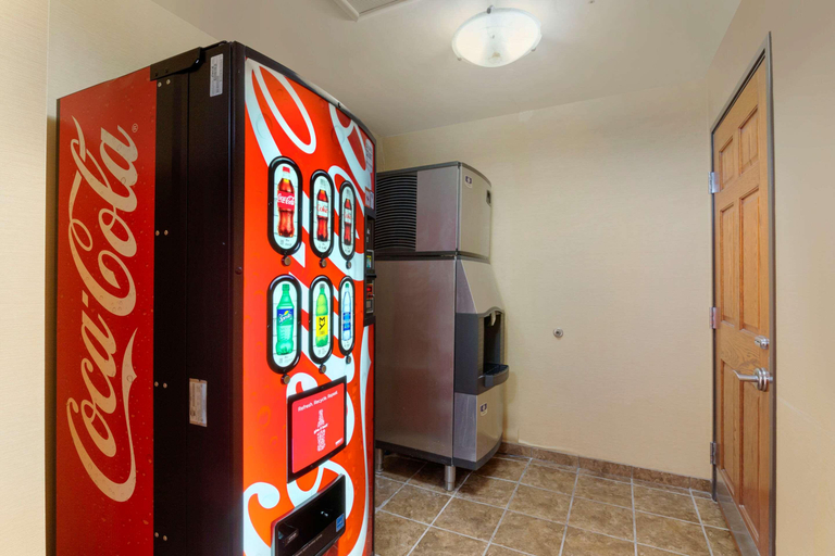 Public Area 2, Sonesta Essential Minot, Ward