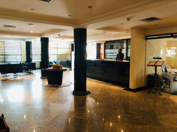 Public Area 3, Golden Park Hotel, Ingombota