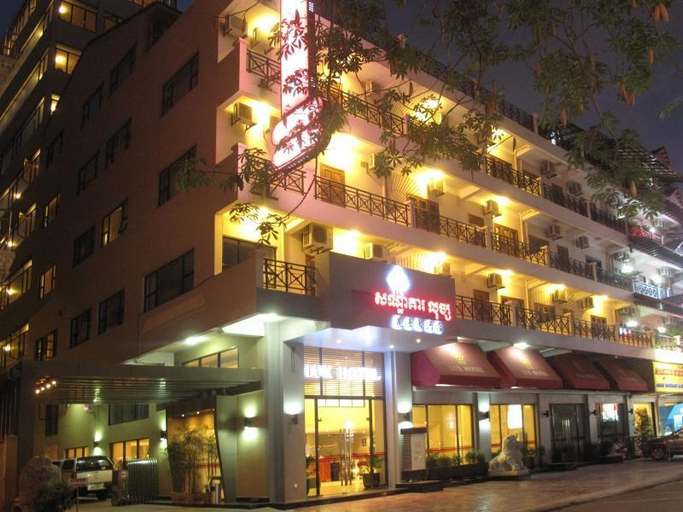 Exterior & Views 3, Lux Riverside Hotel and Apartment, Phnom Penh