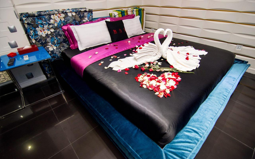 Bedroom, Luks Lofts Hotel Residences, Batangas City