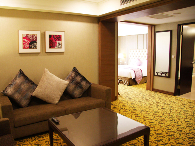 Exterior & Views 2, Fushin Hotel Tainan, Tainan