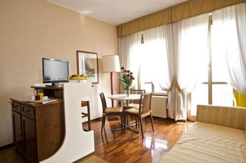 Residence Zara, Milano