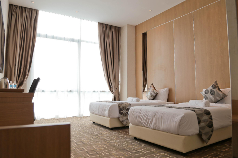 Bedroom 2, Top Holiday Hotel @ The Mines Seri Kembangan, Seri Kembangan