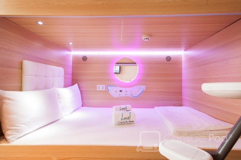 Capsule Pod Boutique Hostel, Singapore