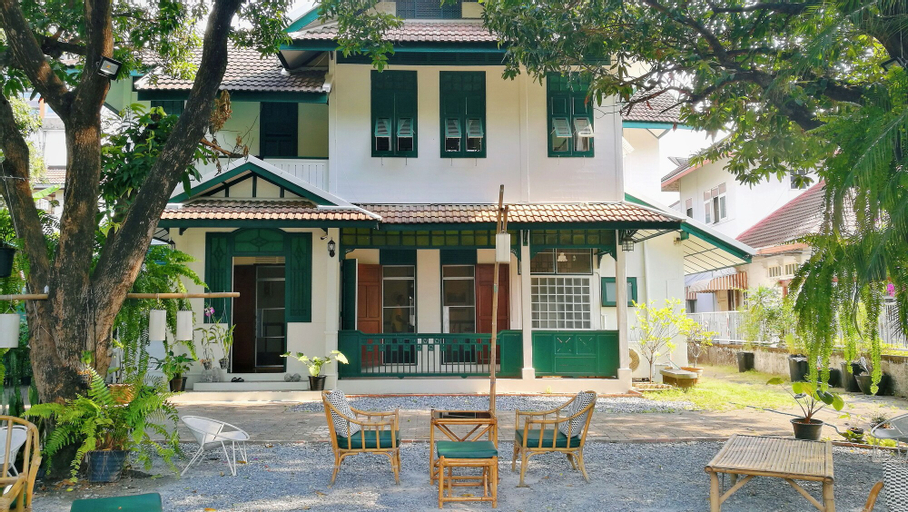24 Samsen Heritage House, Dusit