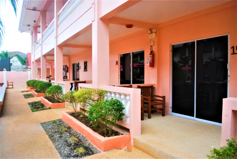 Public Area 3, Conrada's Place Hotel and Resort, Panglao