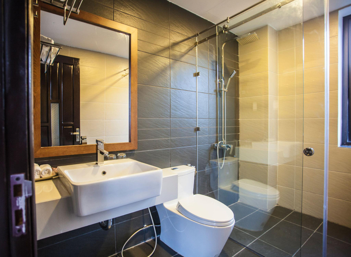 Bathroom 4, Hoi An Four Seasons Villa, Da Nang