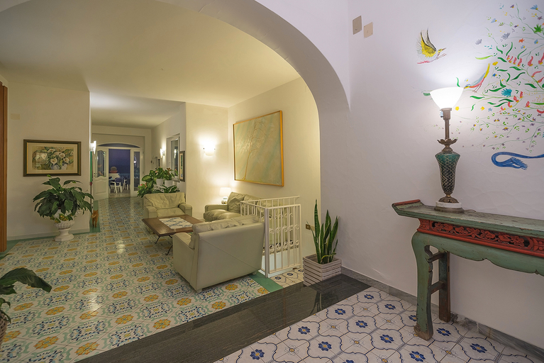 Bathroom, Villa Maria, Napoli