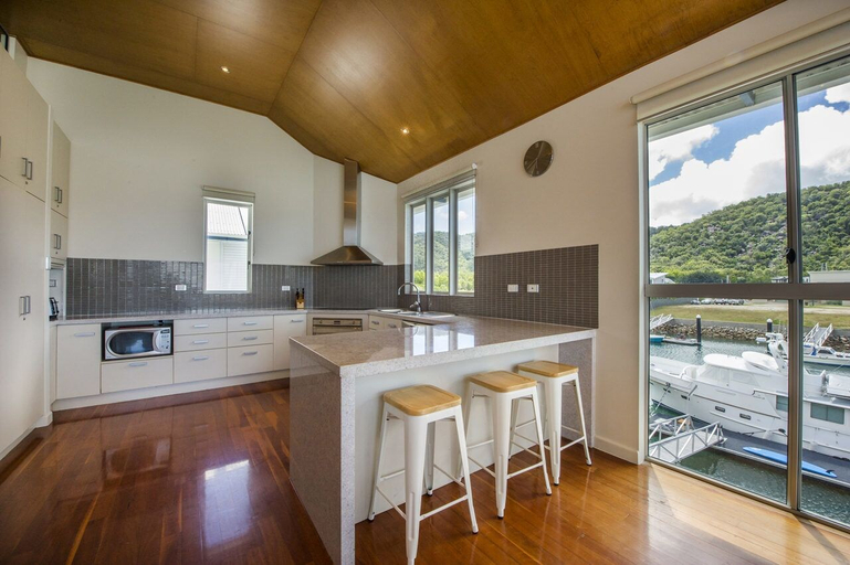 Others 4, Waters Edge Townhouse 2, Magnetic Island