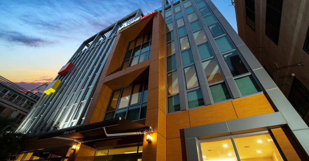 Exterior & Views 2, A-One Hotel, Jeju