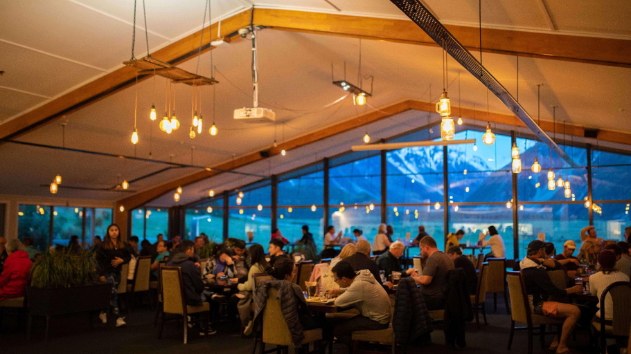 Food & Drinks, Mt Cook Lodge & Motels, Mackenzie