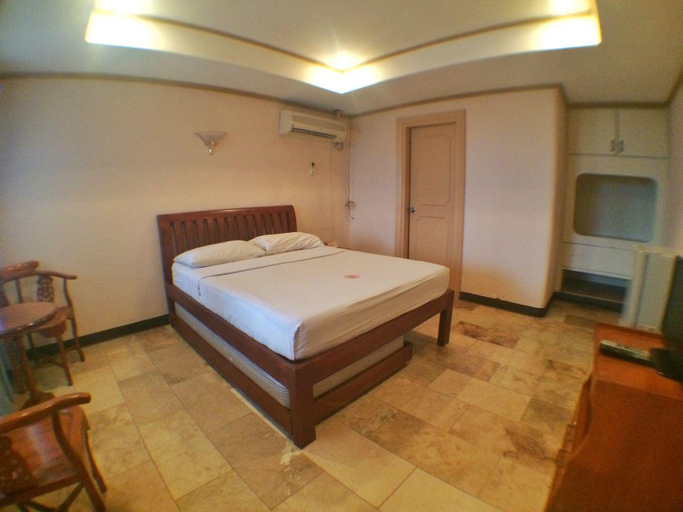 Bedroom 4, Suzuki Beach Hotel Inc, Olongapo City