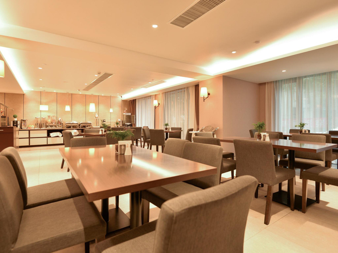 Food & Drinks, Home Inn Plus Shanghai Xujiahui, Shanghai