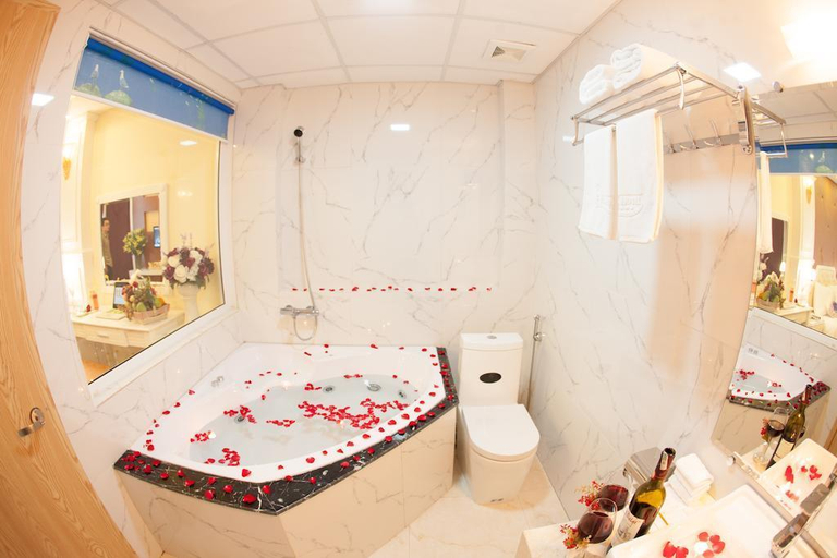 Bathroom 5, Home Cau Giay Hotel, Cầu Giấy