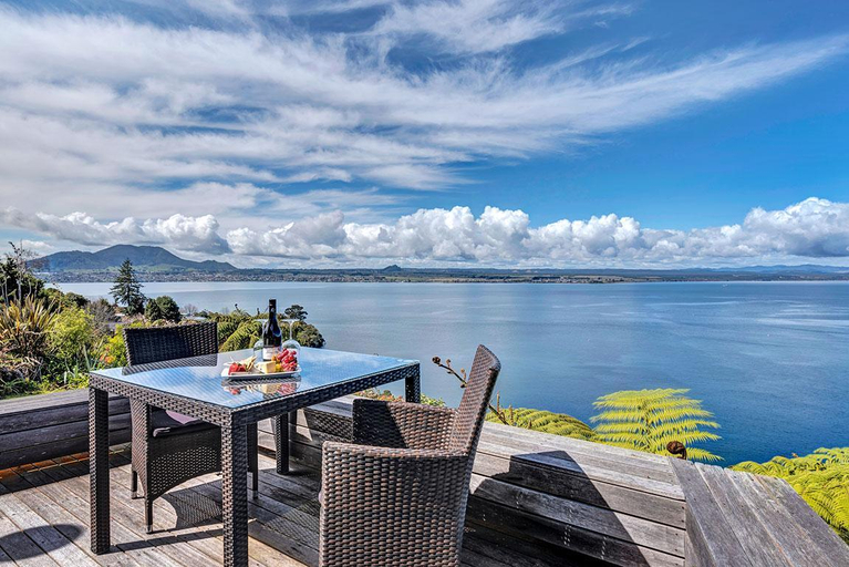 Exterior & Views 5, Serenity on Wakeman Bed and Breakfast, Taupo