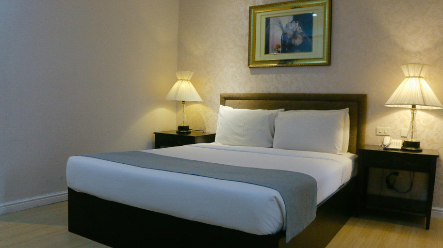 Bedroom 3, Queen Margarette Hotel Main, Lucena City