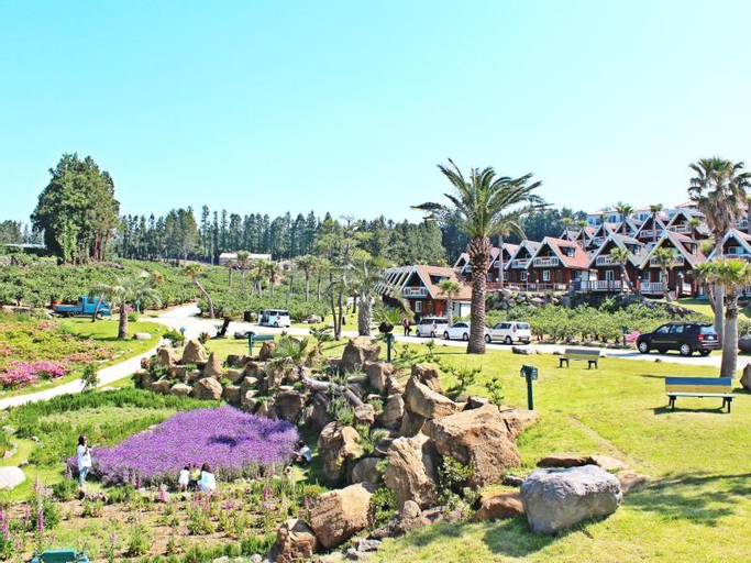 Jungmun Log Pension and Resort, Seogwipo