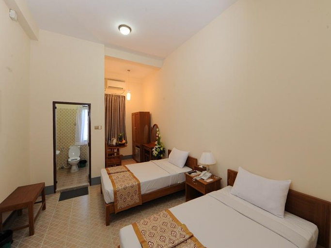 Bedroom 5, The Golden Lake Hotel, Naypyitaw