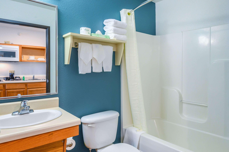 Bathroom 4, Suburban Studios Hammond, Tangipahoa