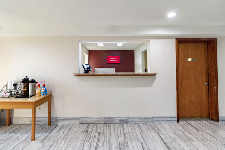 Public Area 2, Red Roof Inn Cadiz, Trigg