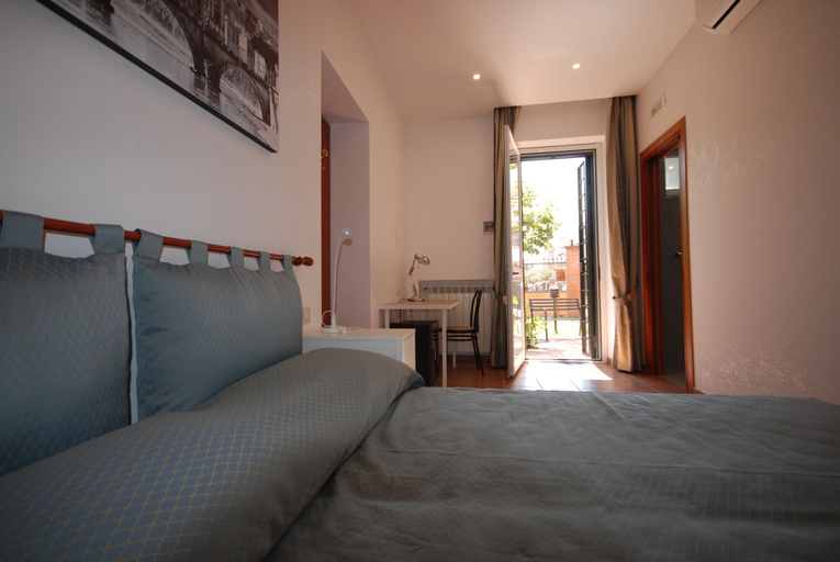 Bedroom 3, L'Oasi al Pigneto, Rome