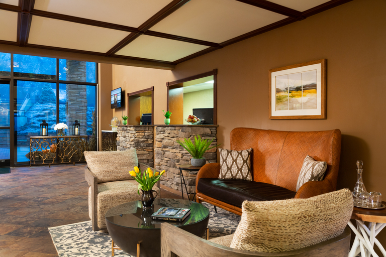 Public Area 2, Meadowbrook Inn, Watauga