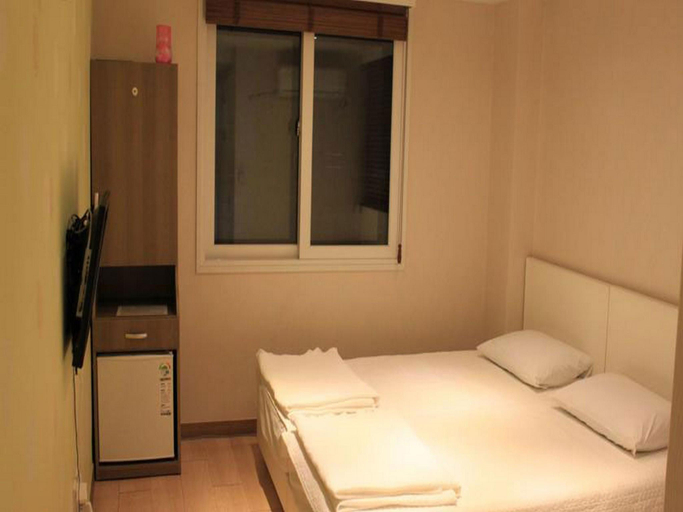 Bedroom 3, Moon Sun Guesthouse Myeongdong, Jung