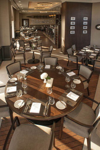 Food & Drinks 5, Hotel La Roche