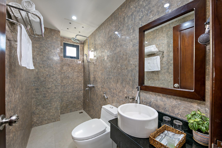 Bathroom 4, Bao Anh Boutique Hotel Da Nang, Da Nang