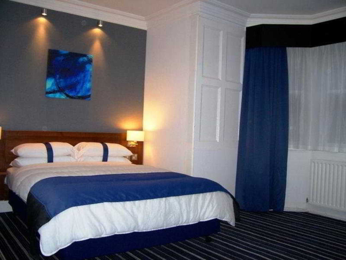 Bedroom 4, Piries Hotel, Edinburgh