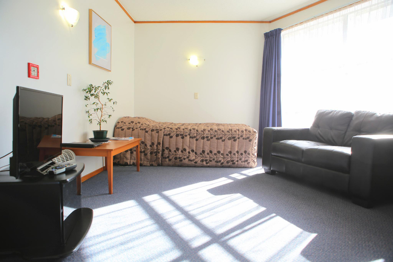 Public Area 2, Motel Six, Whangarei