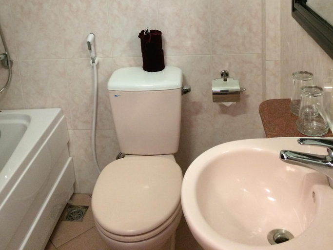 Bathroom 4, Jade Hotel Hue, Huế