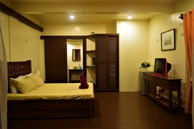 Bedroom 2, Tribal Hills Mountain Resort, Puerto Galera