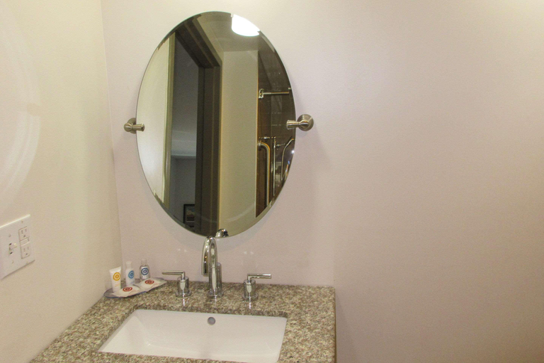 Bathroom 4, Comfort Inn Connellsville Riverview, Fayette