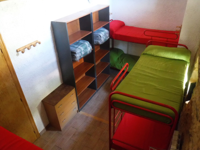 Bedroom 3, Albergue Valle de Arbas - Hostel, León